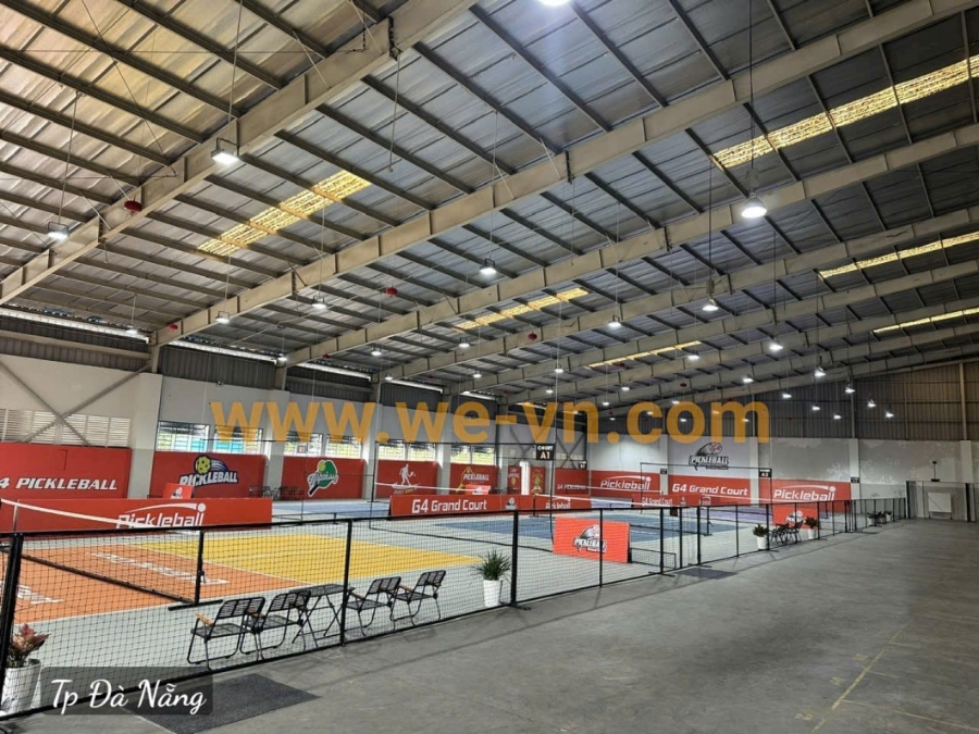 Đèn pha module sân Pickleball - Sân Bóng