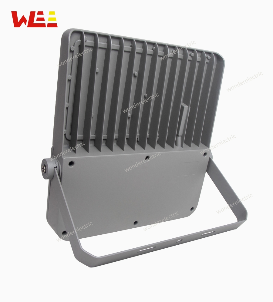 ĐÈN PHA LED 250W