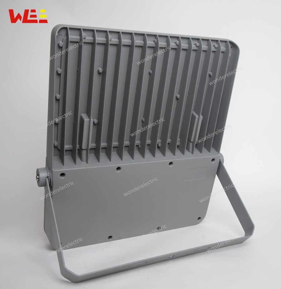 ĐÈN PHA LED 400W