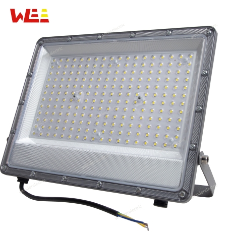 Đèn pha led 200W siêu sáng giá tốt